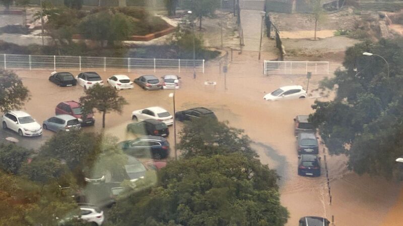 La DANA paraliza Málaga: más de 4.000 desalojados, clases suspendidas y alerta roja en la Costa del Sol